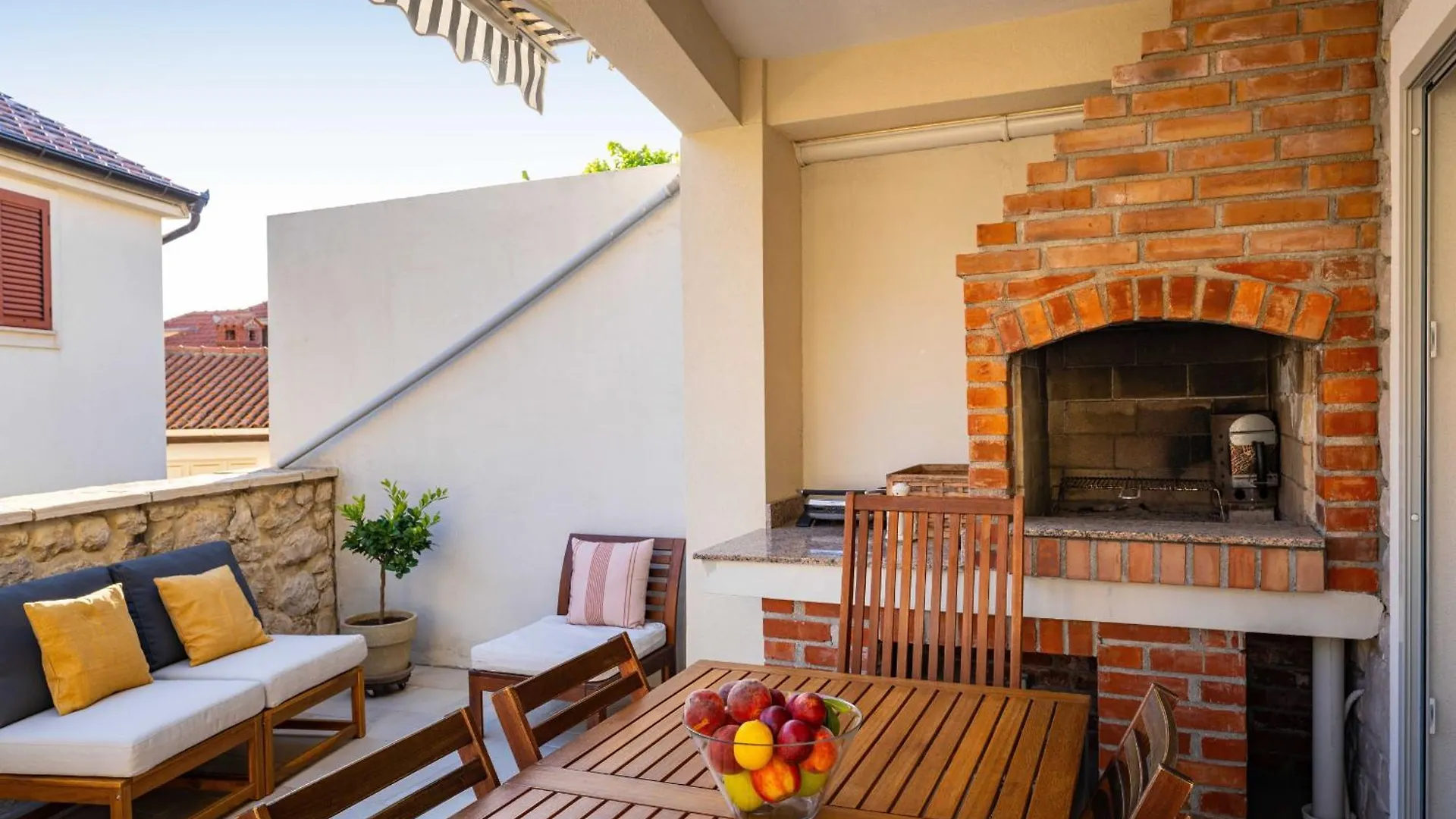 My Dalmatia - Holiday Home Near The Beach Marijanka Petrcane Croatia