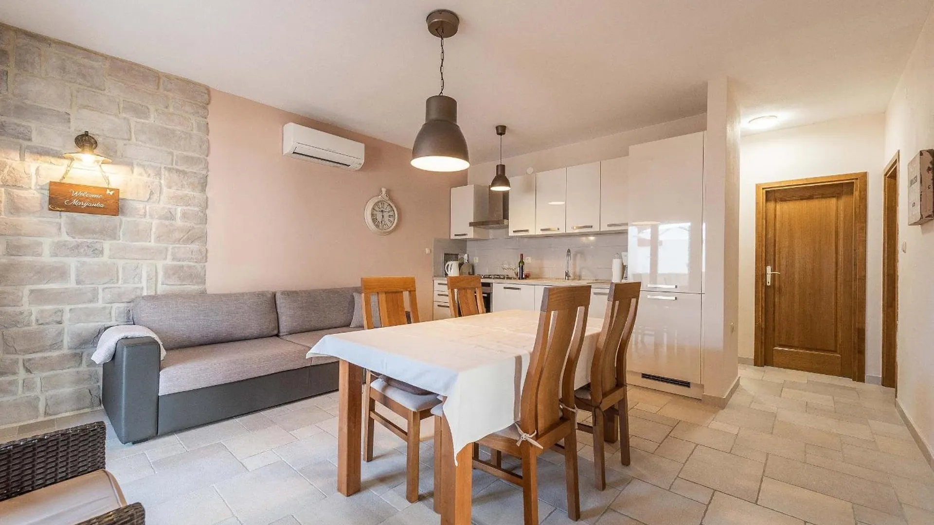 My Dalmatia - Holiday Home Near The Beach Marijanka Petrcane